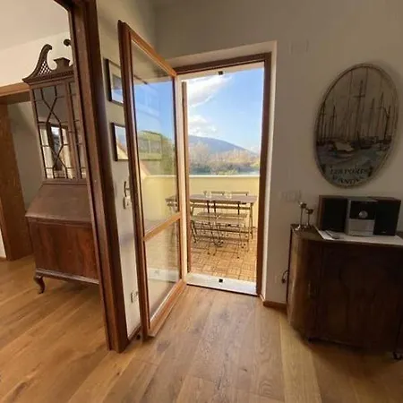 Casa Janca App Con 1 Da Letto 1 Bagno, Possibilità Posto Barca In Darsena Apartamento *
