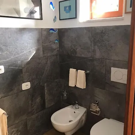 Casa Janca App Con 1 Da Letto 1 Bagno, Possibilità Posto Barca In Darsena